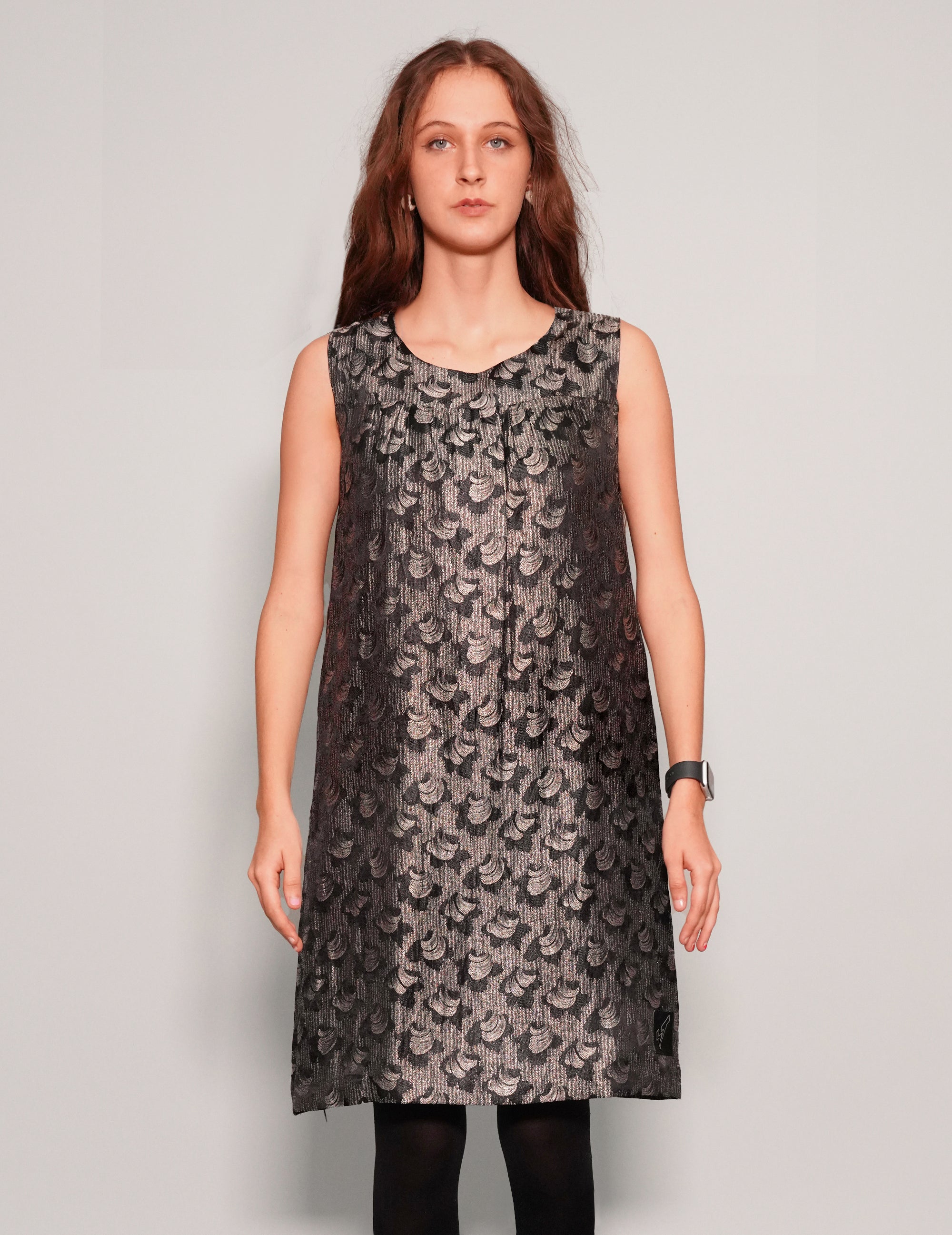 Women's Vintage Patterned Sleeveless Shift Dress in Silver | Stuart Trevor