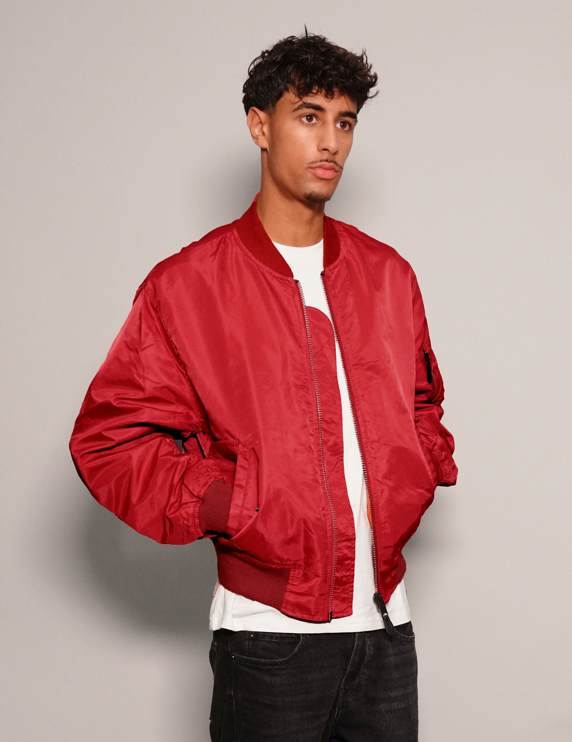 Men's Vintage Lightweight Bomber Jacket in Red | Stuart Trevor