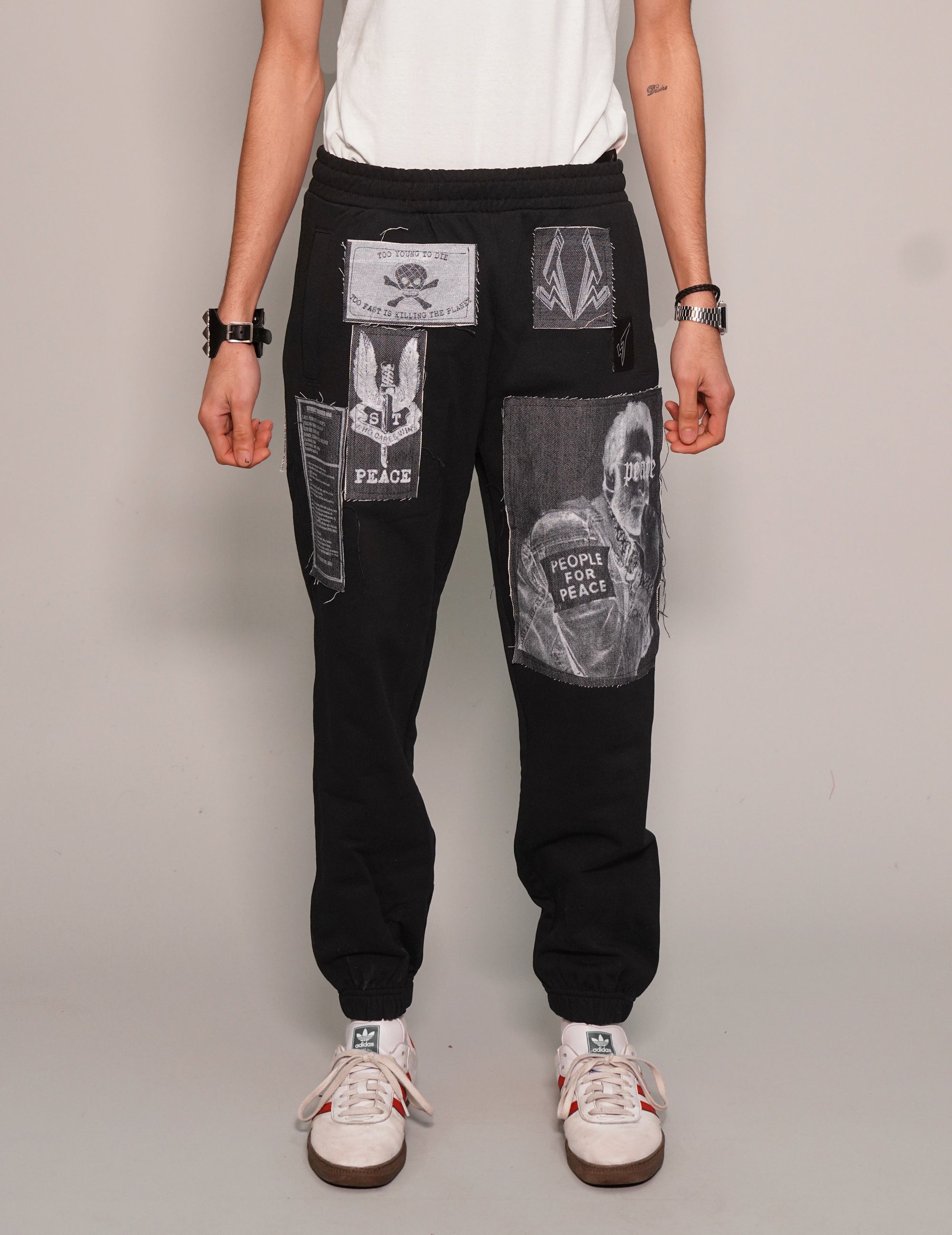 Multi-patch Jogger Pants - Black