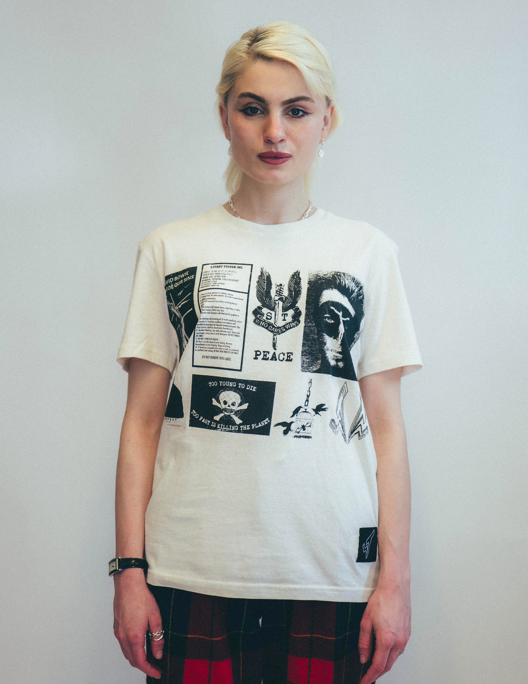 Bowie inspired T-Shirt with Printed Patches in Ecru