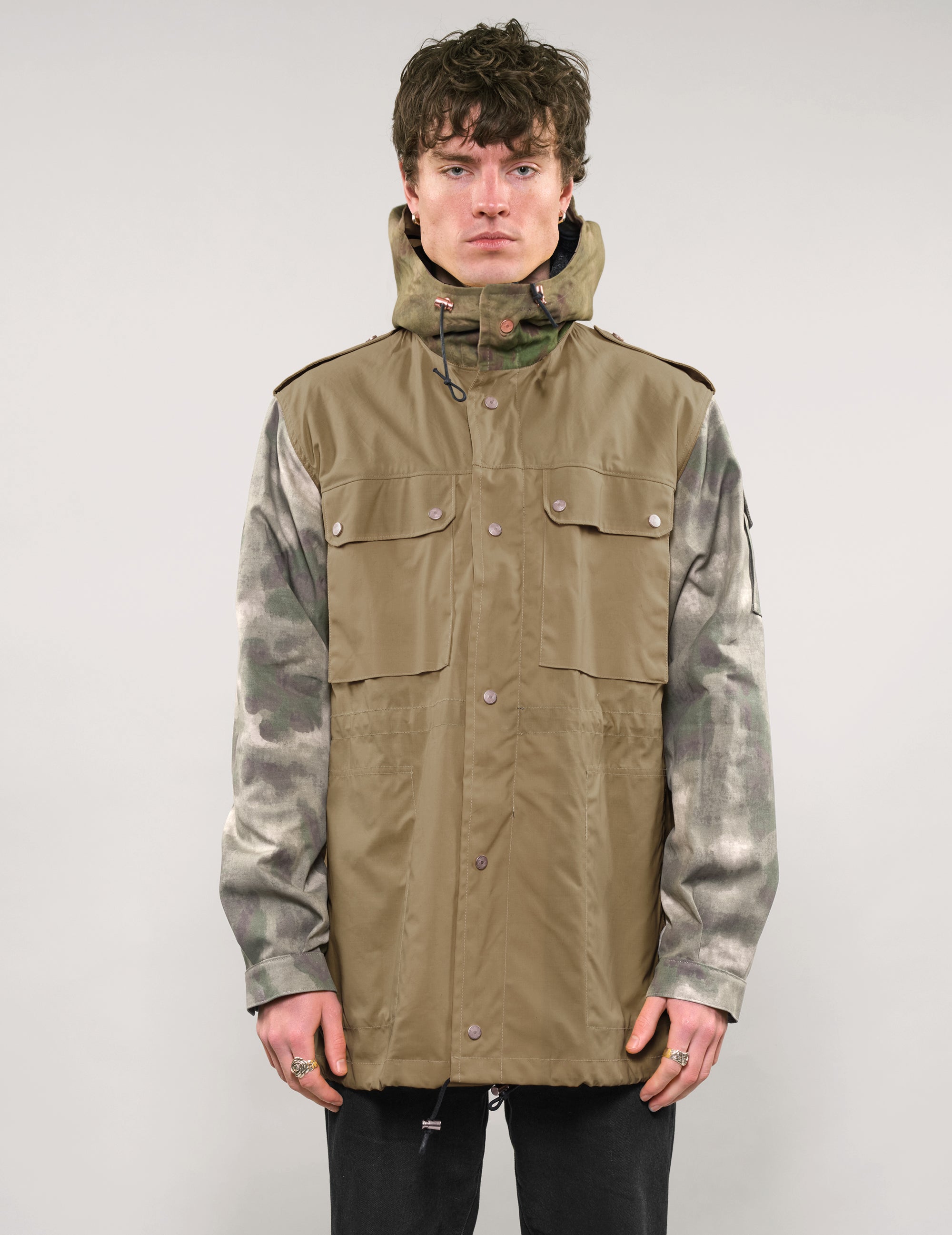 IMMORTAL Hooded Desert Parka in Khaki & Camo