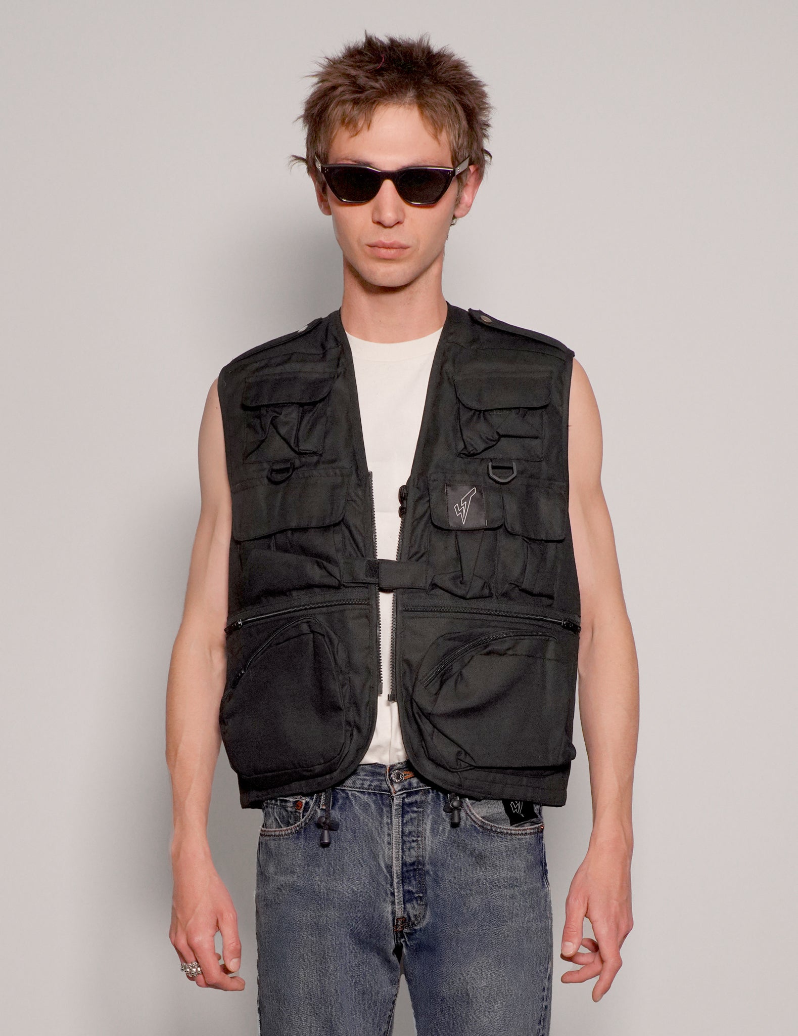 Men's Vintage Tactical Utility Gilet in Black | Stuart Trevor