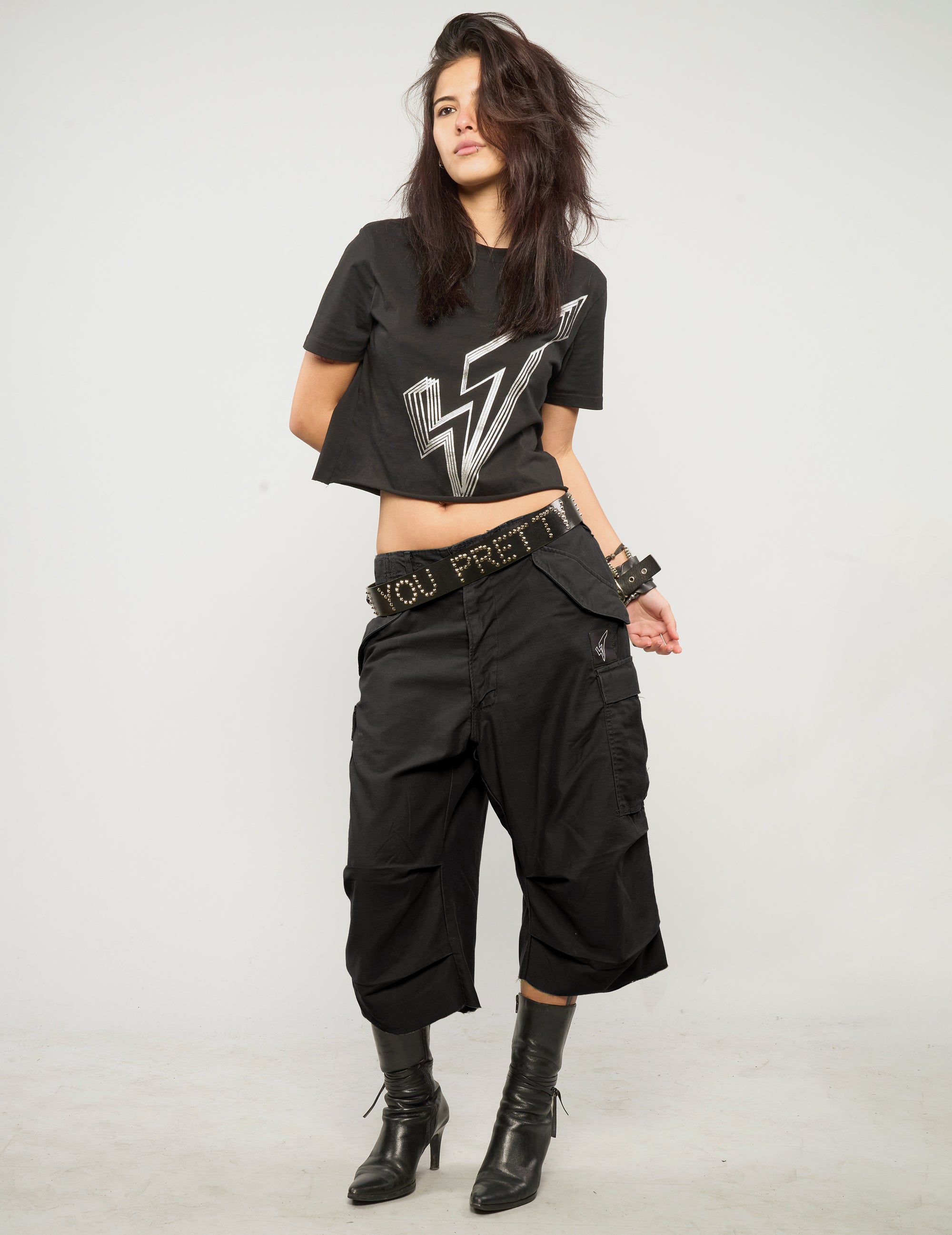 M51 Cropped Cargo Pants in Black