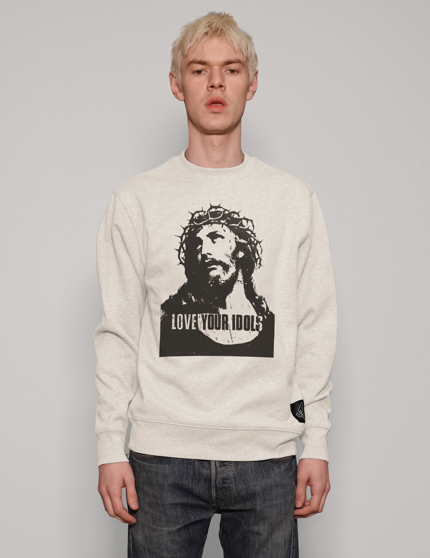 Sweatshirt „Love Your Idols“ in Ecru