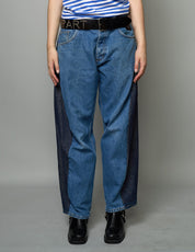Barrel Fit Jeans mit Seitenpanel