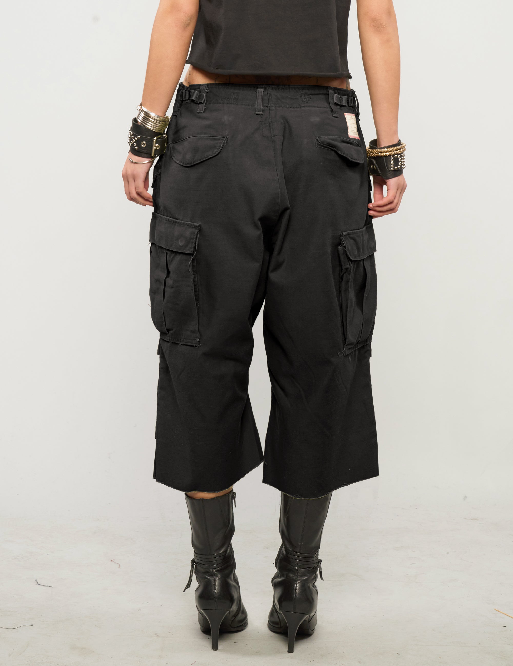 M51 Cropped Cargo Pants in Black