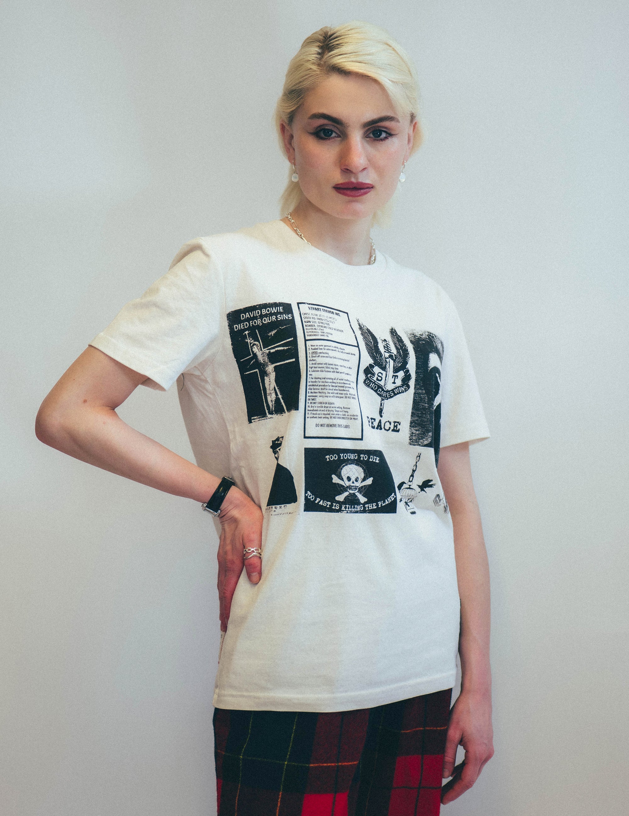 Bowie inspired T-Shirt with Printed Patches in Ecru