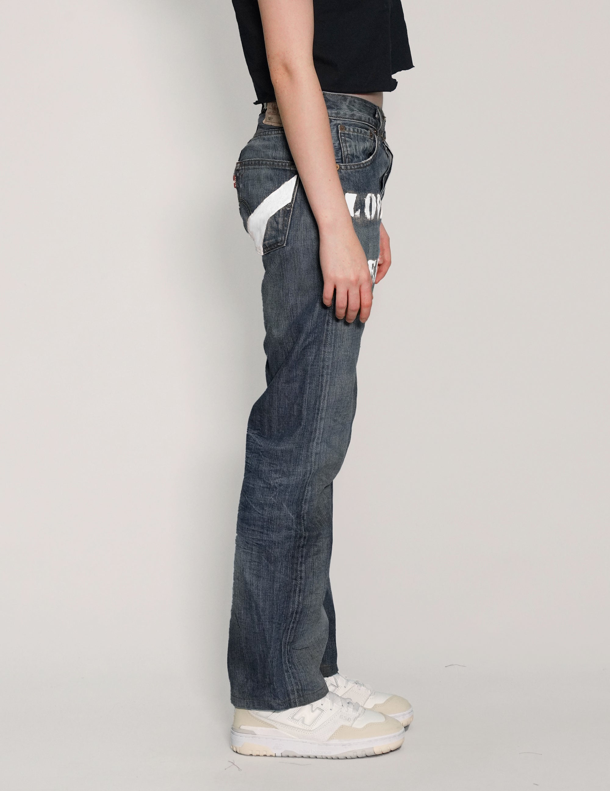 Jean « Love Will Tear Us Apart » en indigo