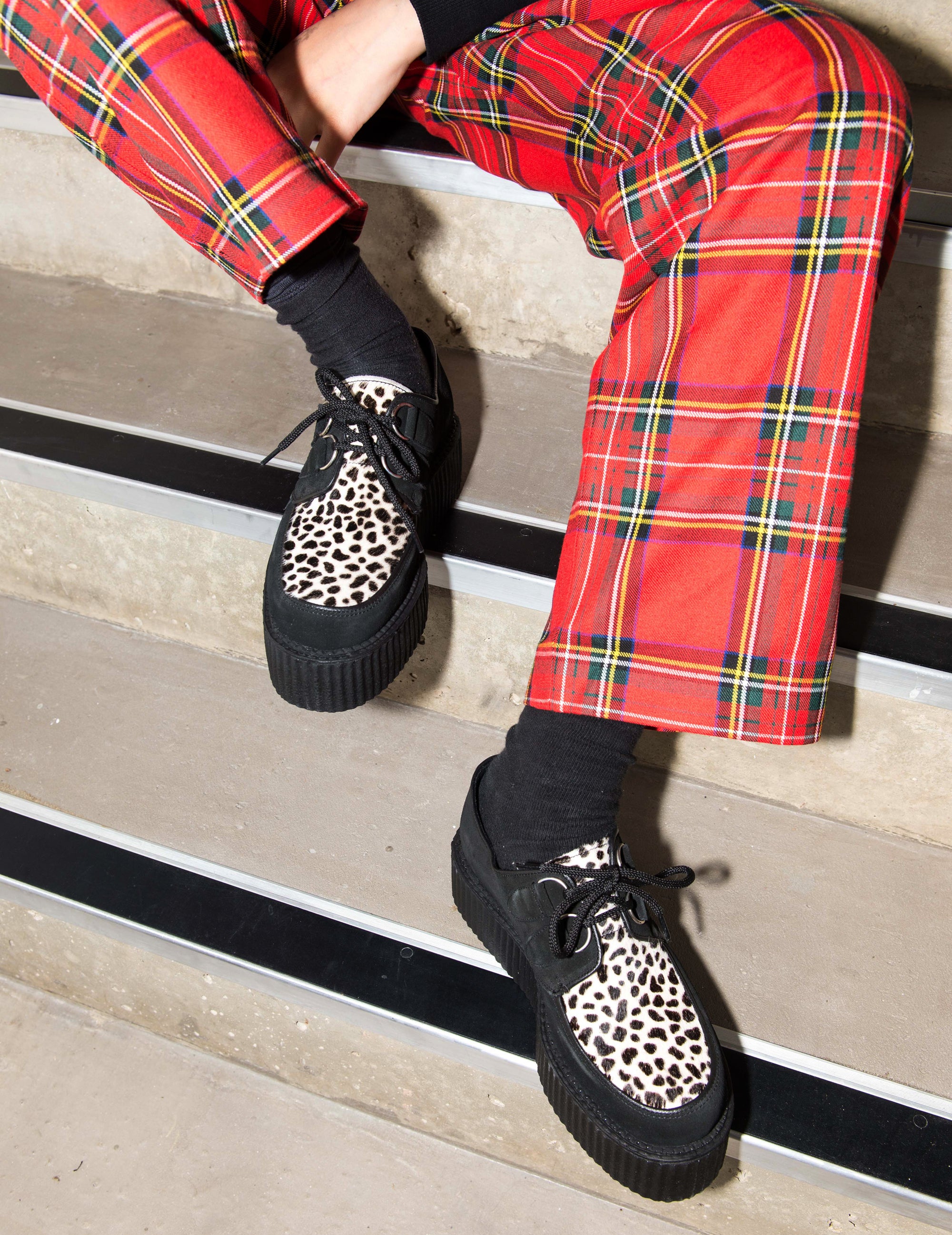 Underground Wulfrun Single Sole Creeper Schuhe aus schwarzem Leoparden-Wildleder