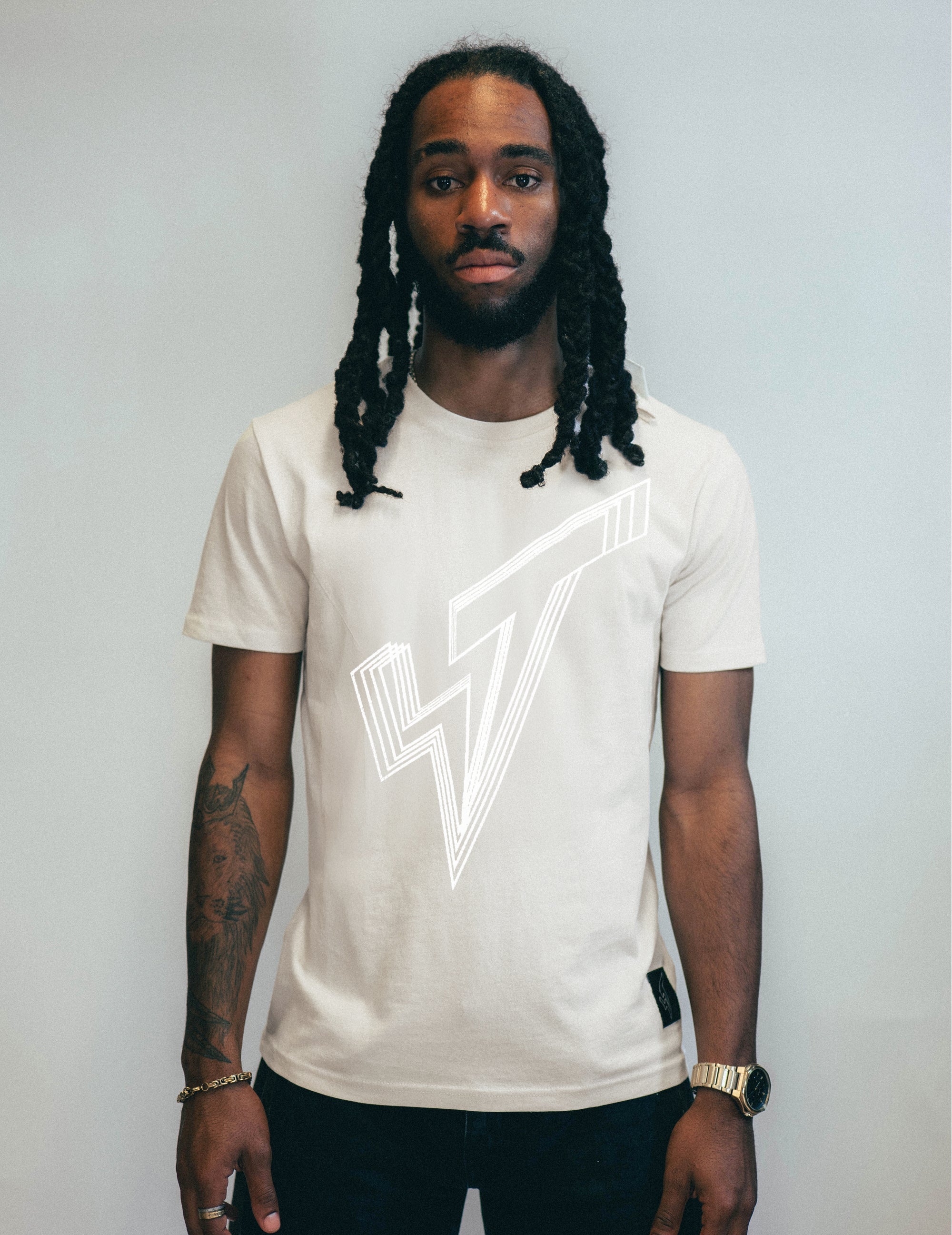 Silver ST Lined Logo Tee in Ecru (Free)