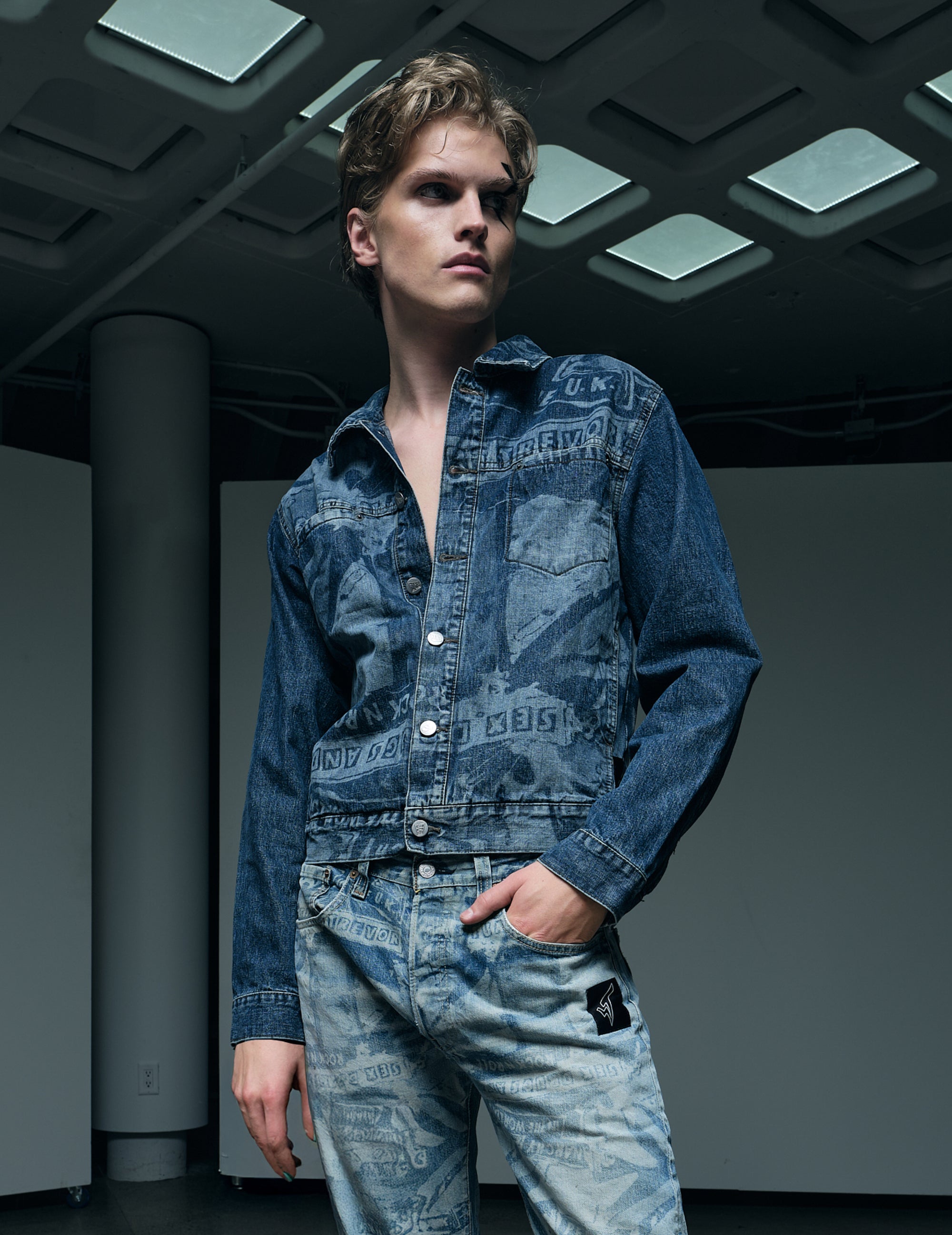 'Peace' Laser Print Denim Jacket in Blue