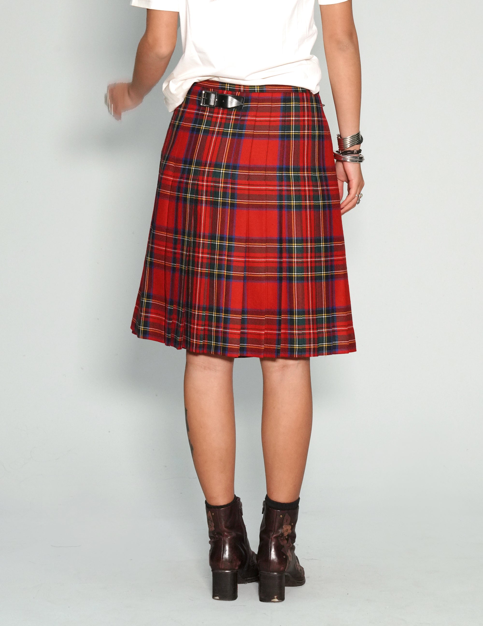 Women's Vintage Red Tartan Kilt | Stuart Trevor