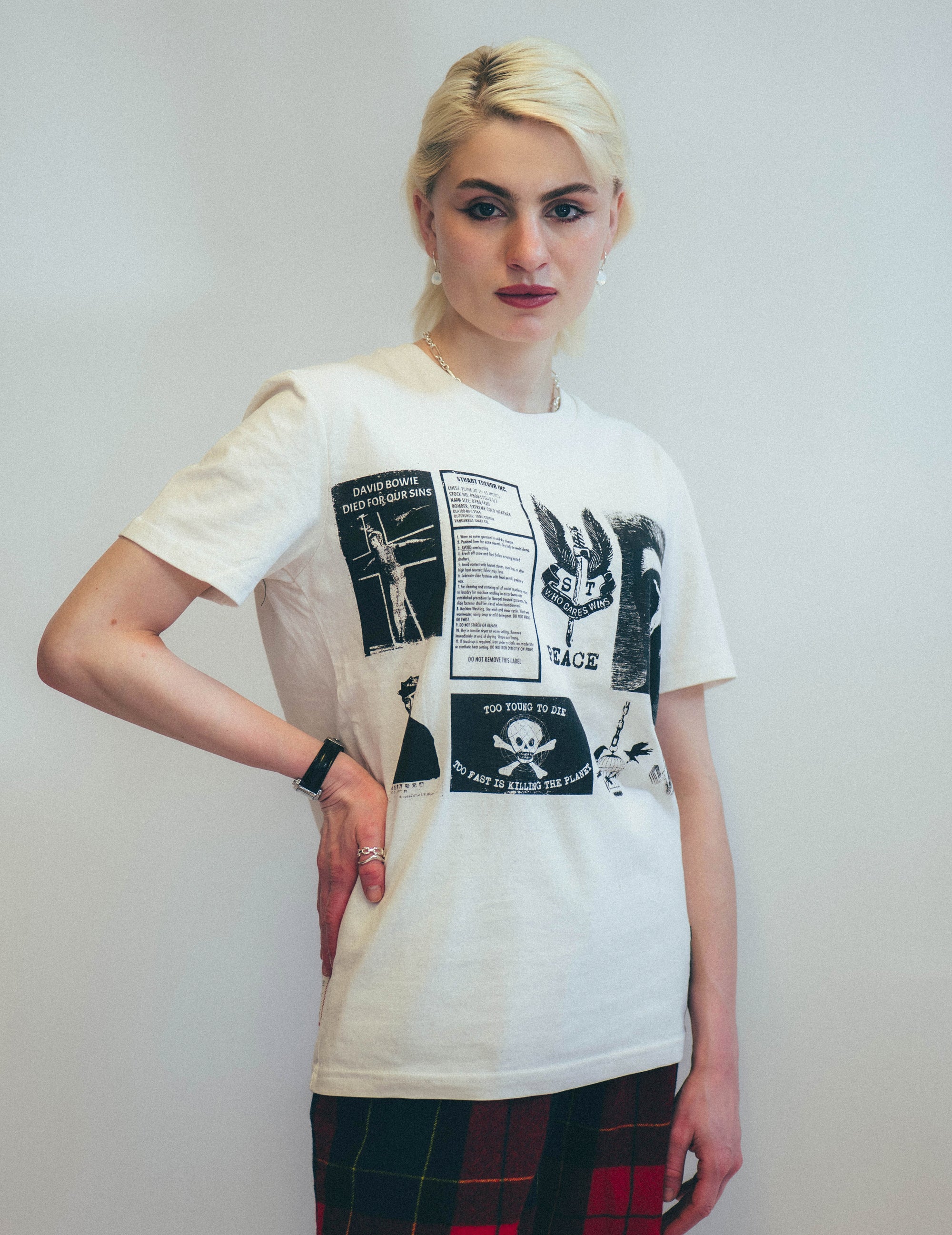 Bowie inspired T-Shirt with Printed Patches in Ecru