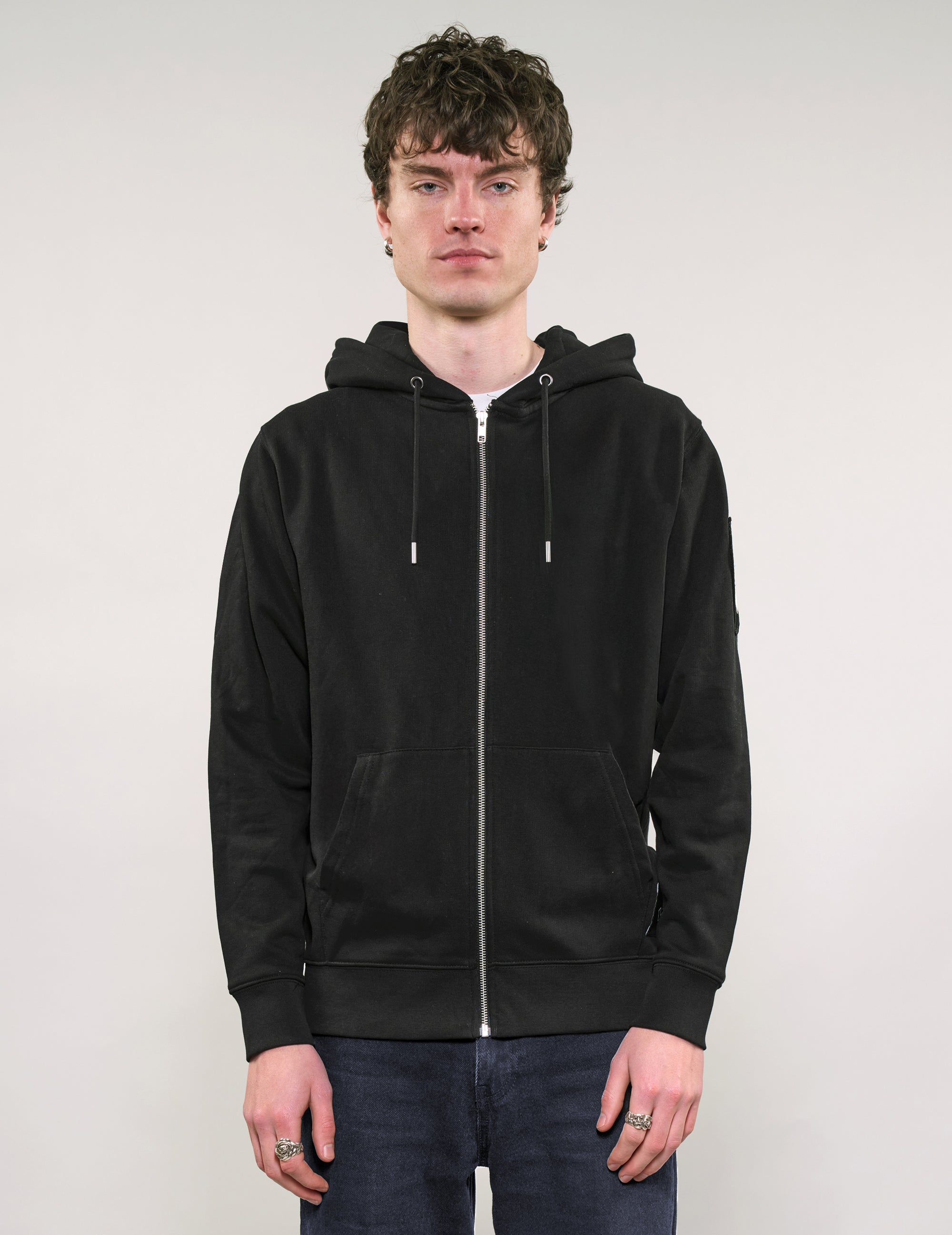 ST Zipped Hoodie in Black