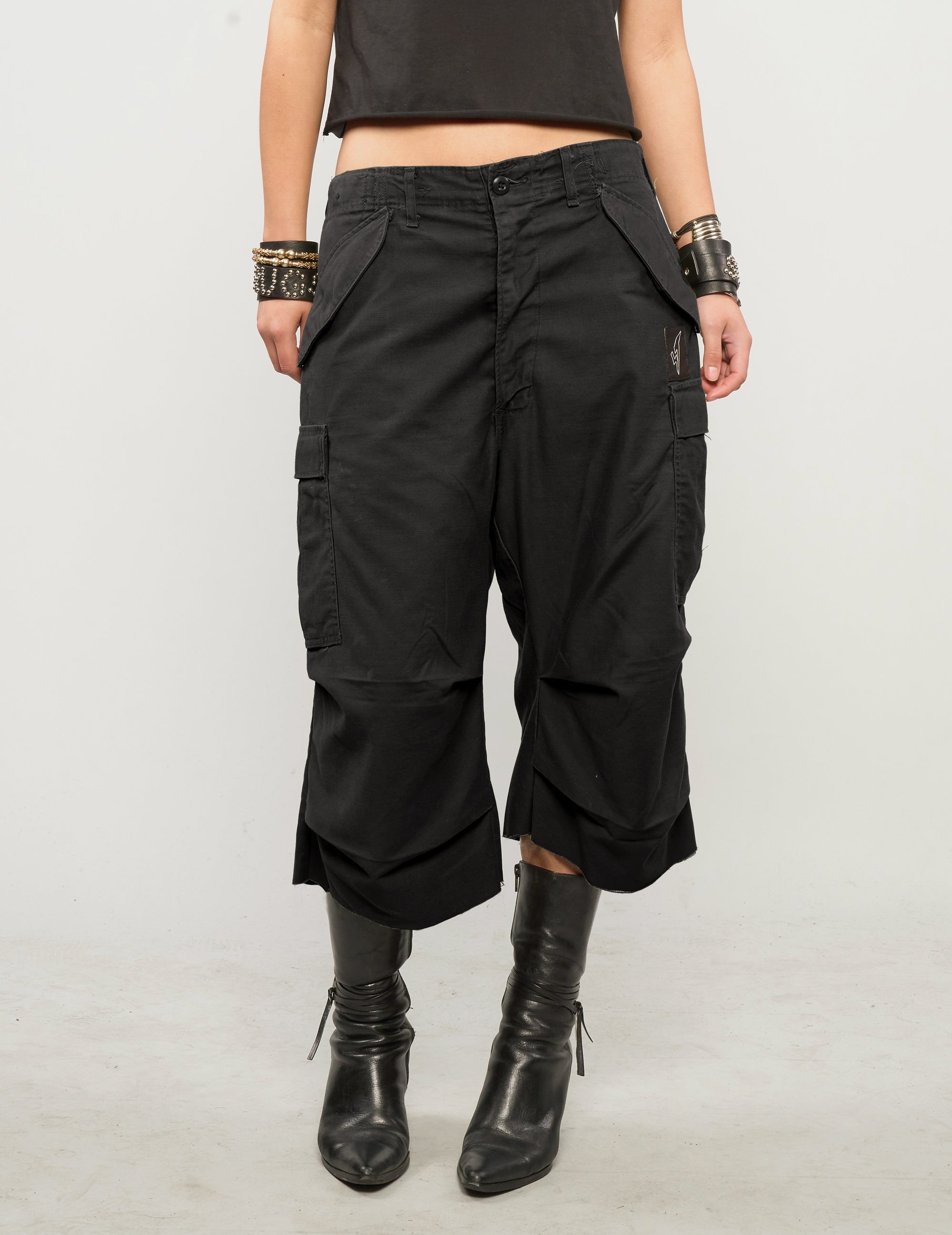 M51 Cropped Cargo Pants in Black