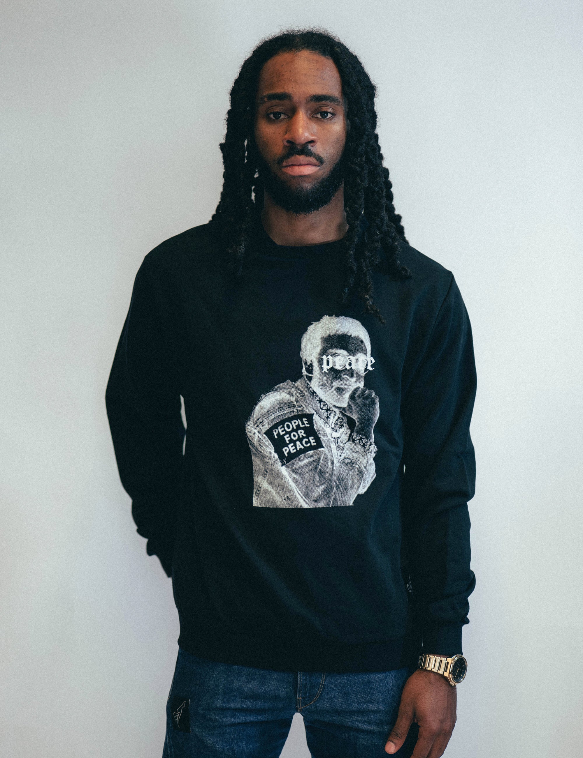 John Lennon inspired "Peace" Sweatshirt in Black