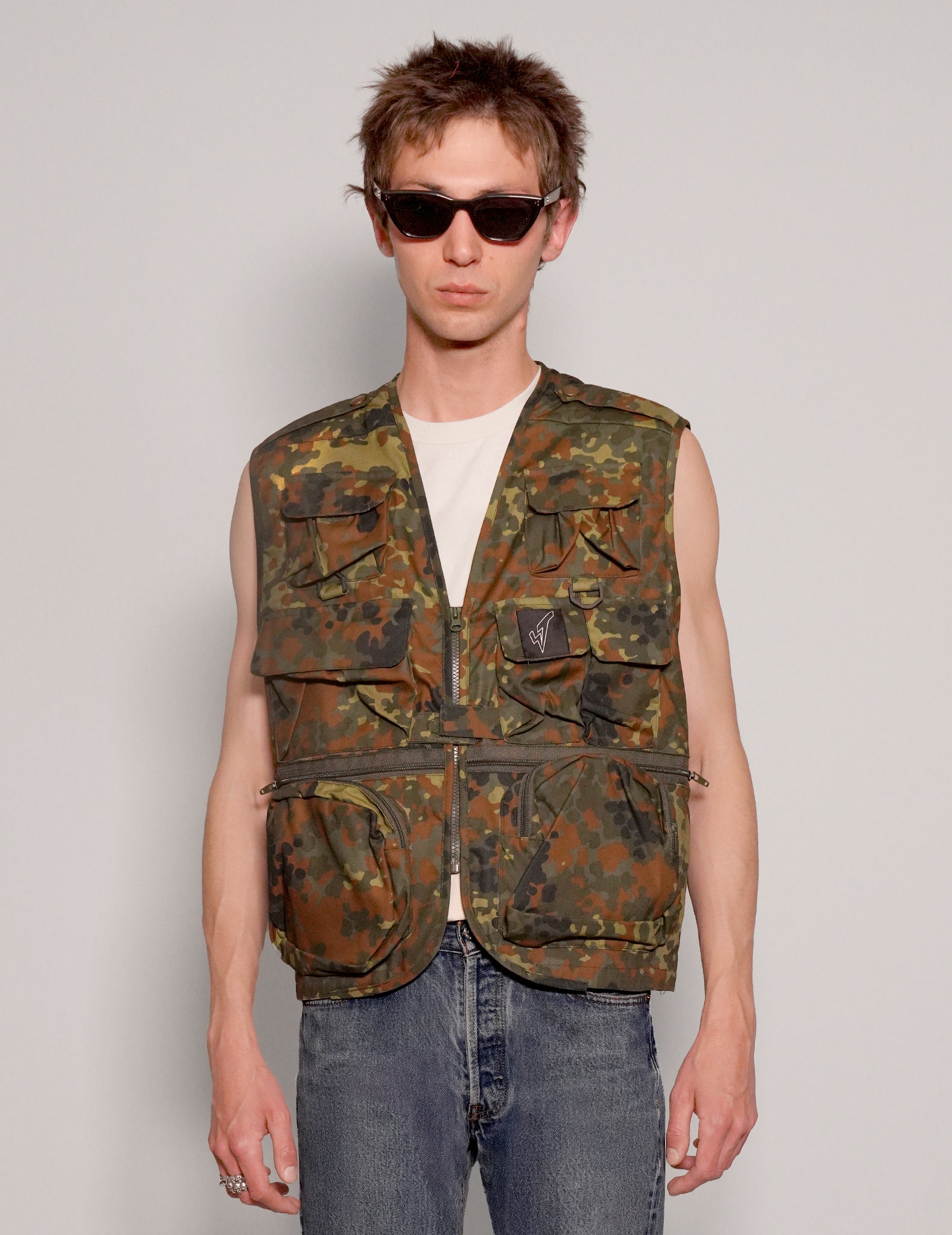 Men's Vintage Tactical Utility Gilet in Camo | Stuart Trevor