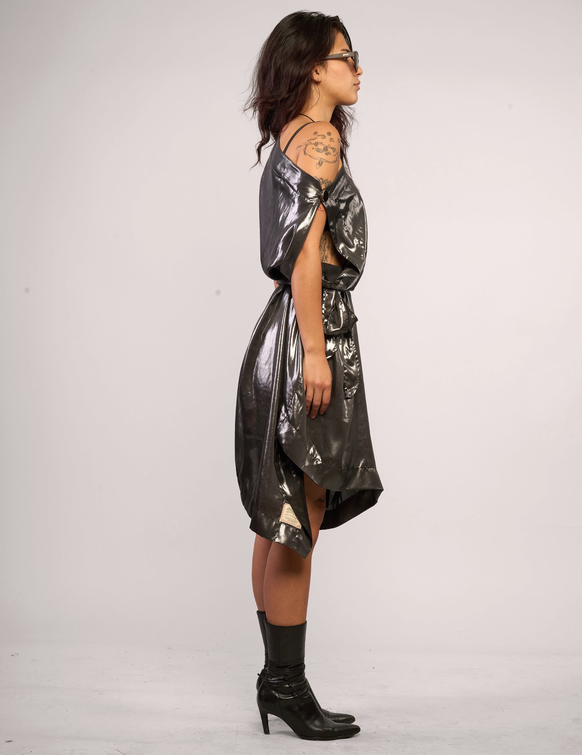 The Pirate Dress – Liquid Gunmetal