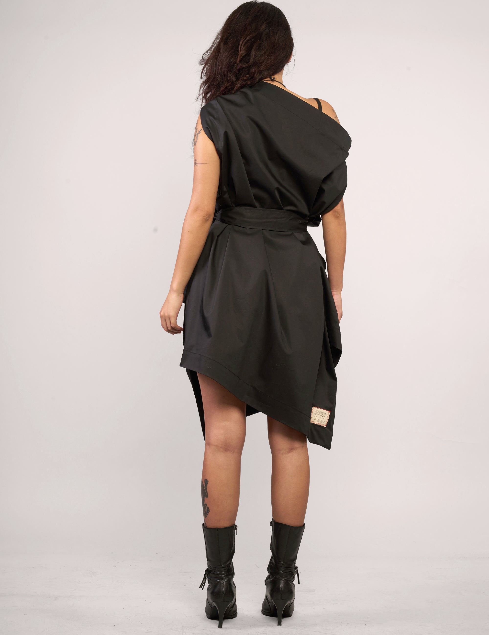The Pirate Dress – Black Taffeta