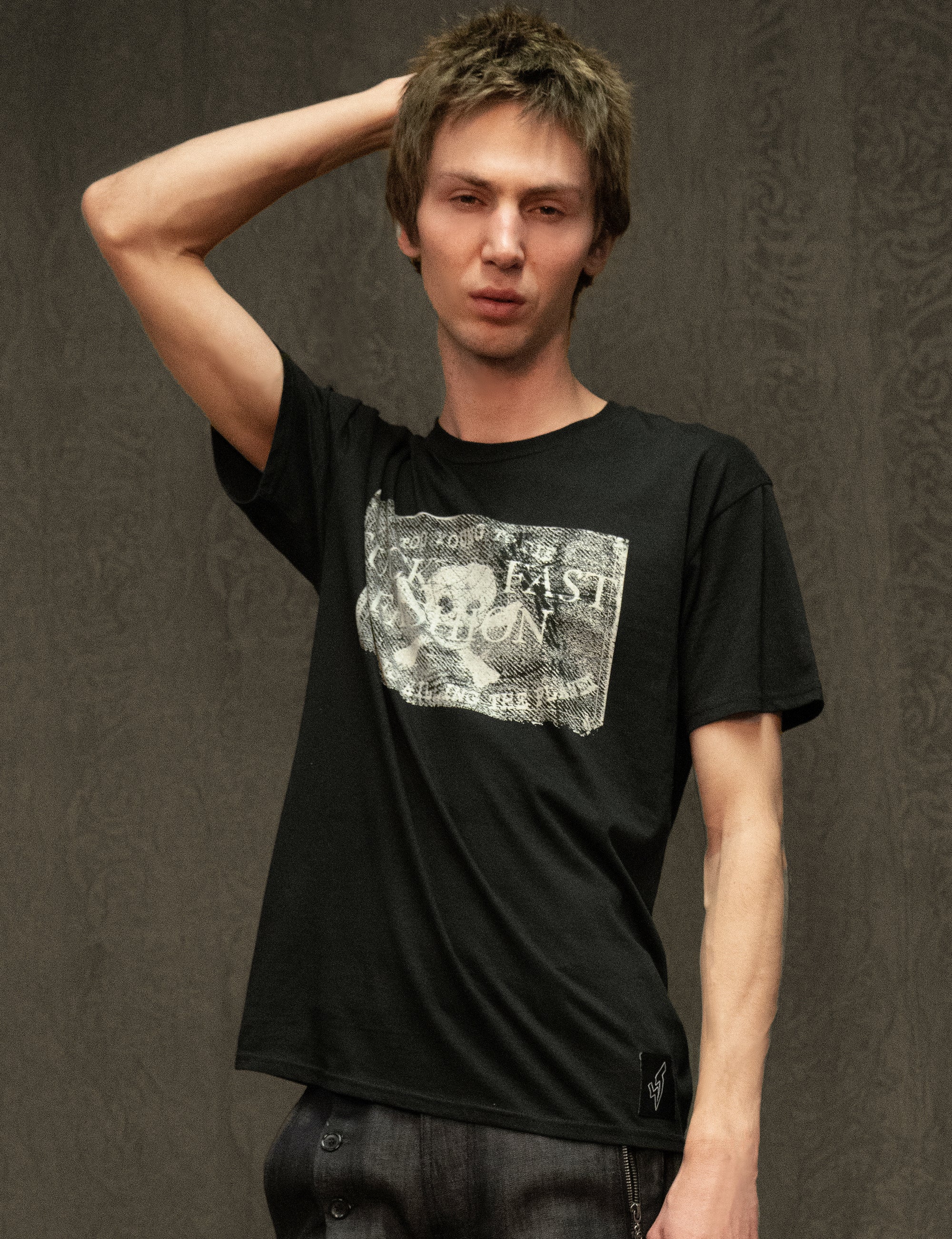 F*CK FAST FASHION TEE - Black