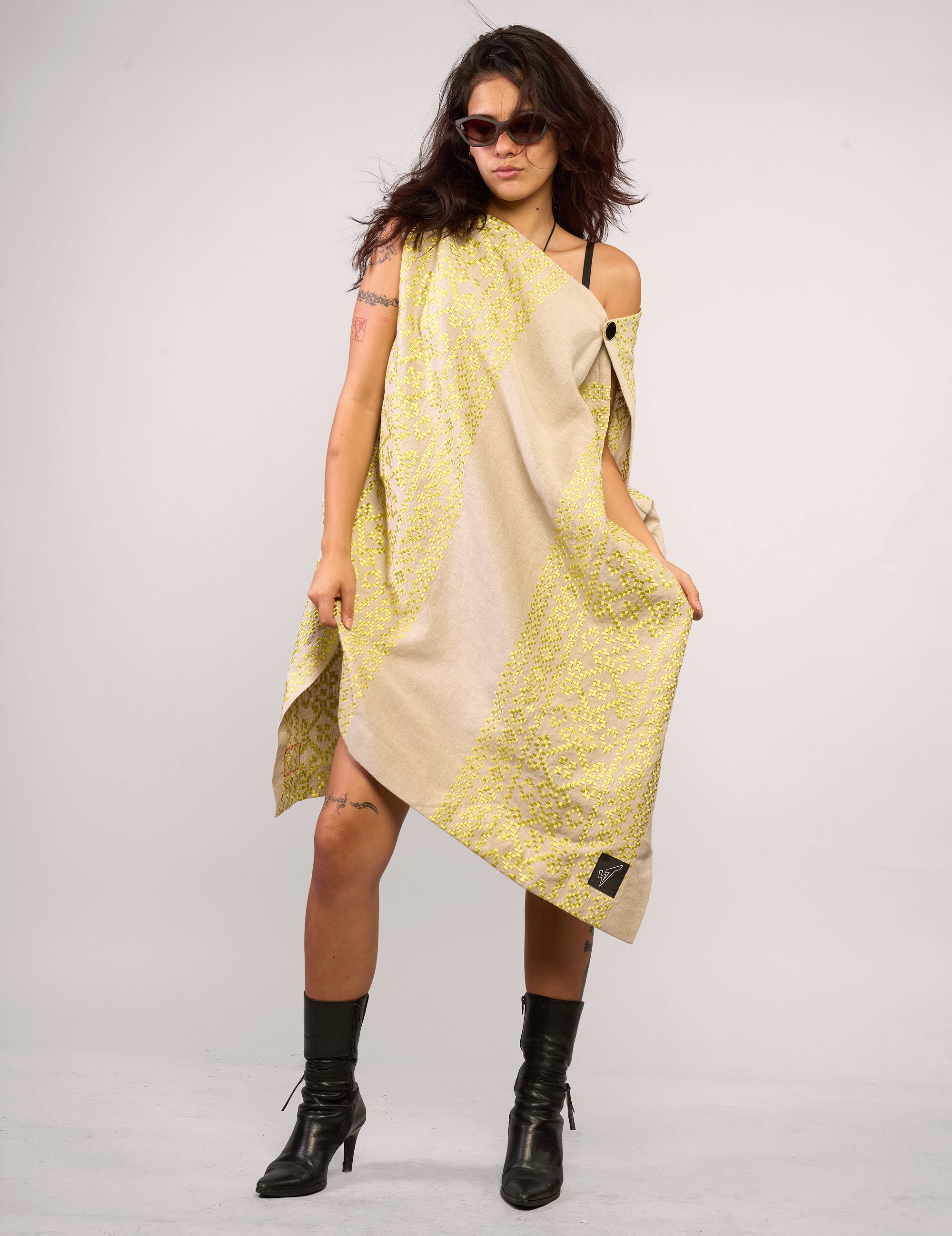 The Pirate Dress – Lemon Embroidered Natural Linen