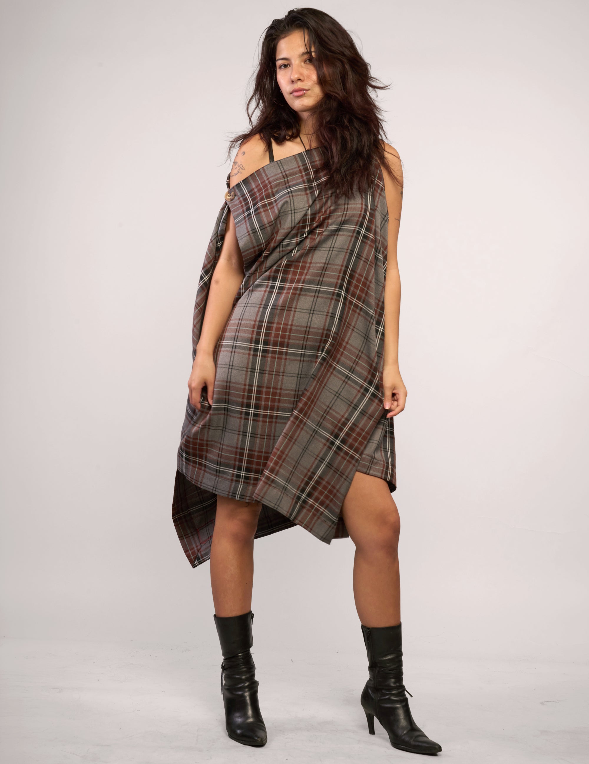 The Pirate Dress – Taupe Tartan