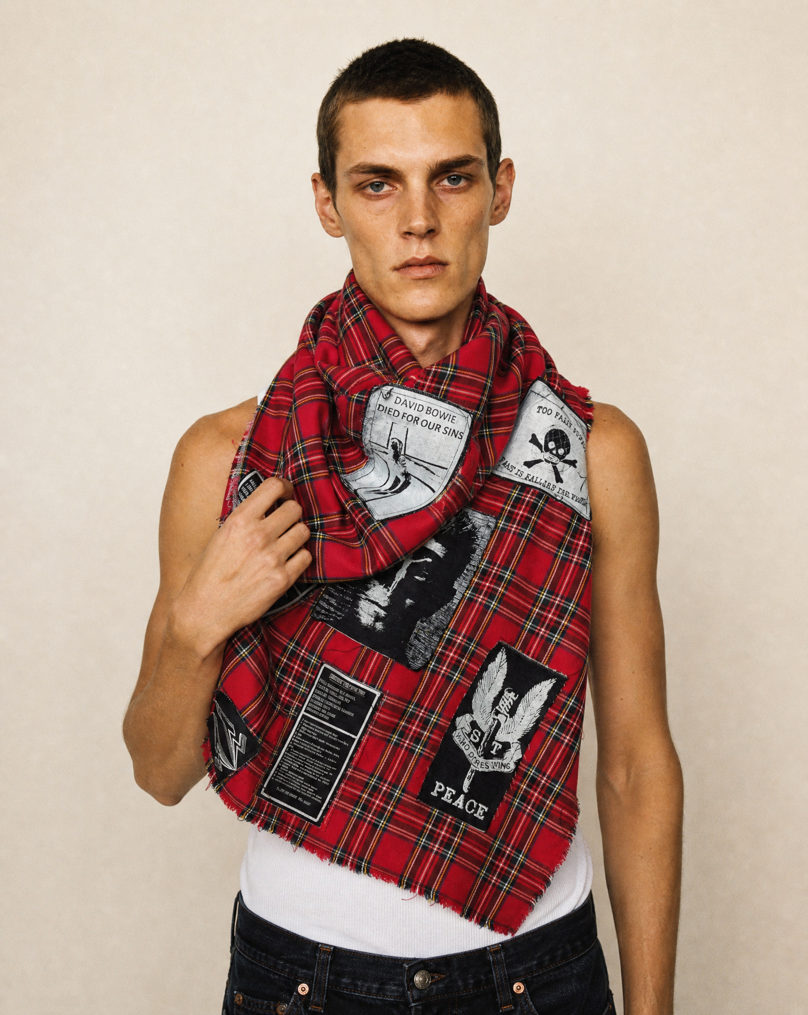 The Riot Patched Scarf in Red Tartan_Men