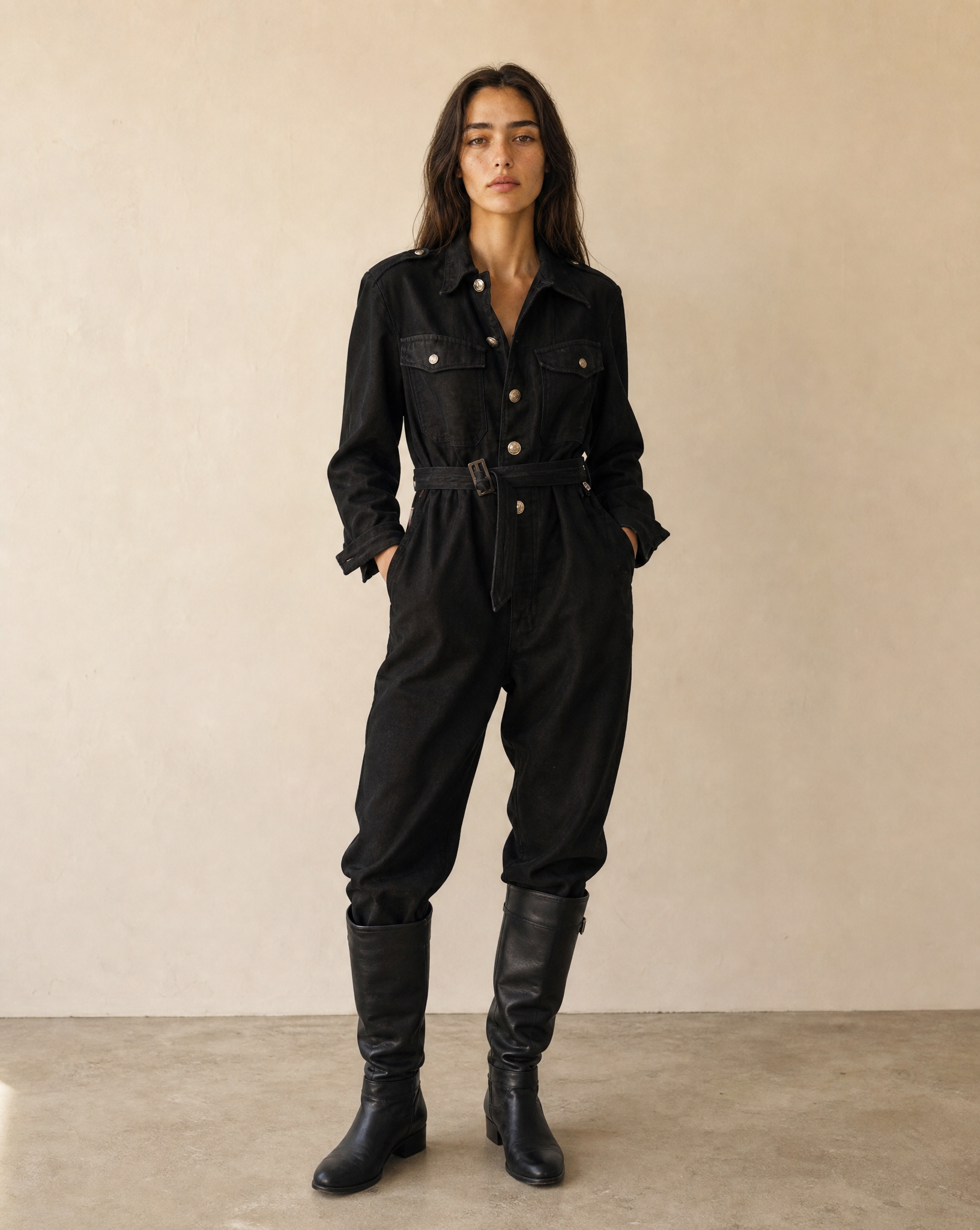GeneratedwithKive.ai-RoyalTankRegimentOverallswornbyMiren.Full-lengthShopifyfashionlistingimageshowingthecompleteoutfitandfitinaneutrallifestylesetting.Mirenstandsnaturallyfacingcamer.png