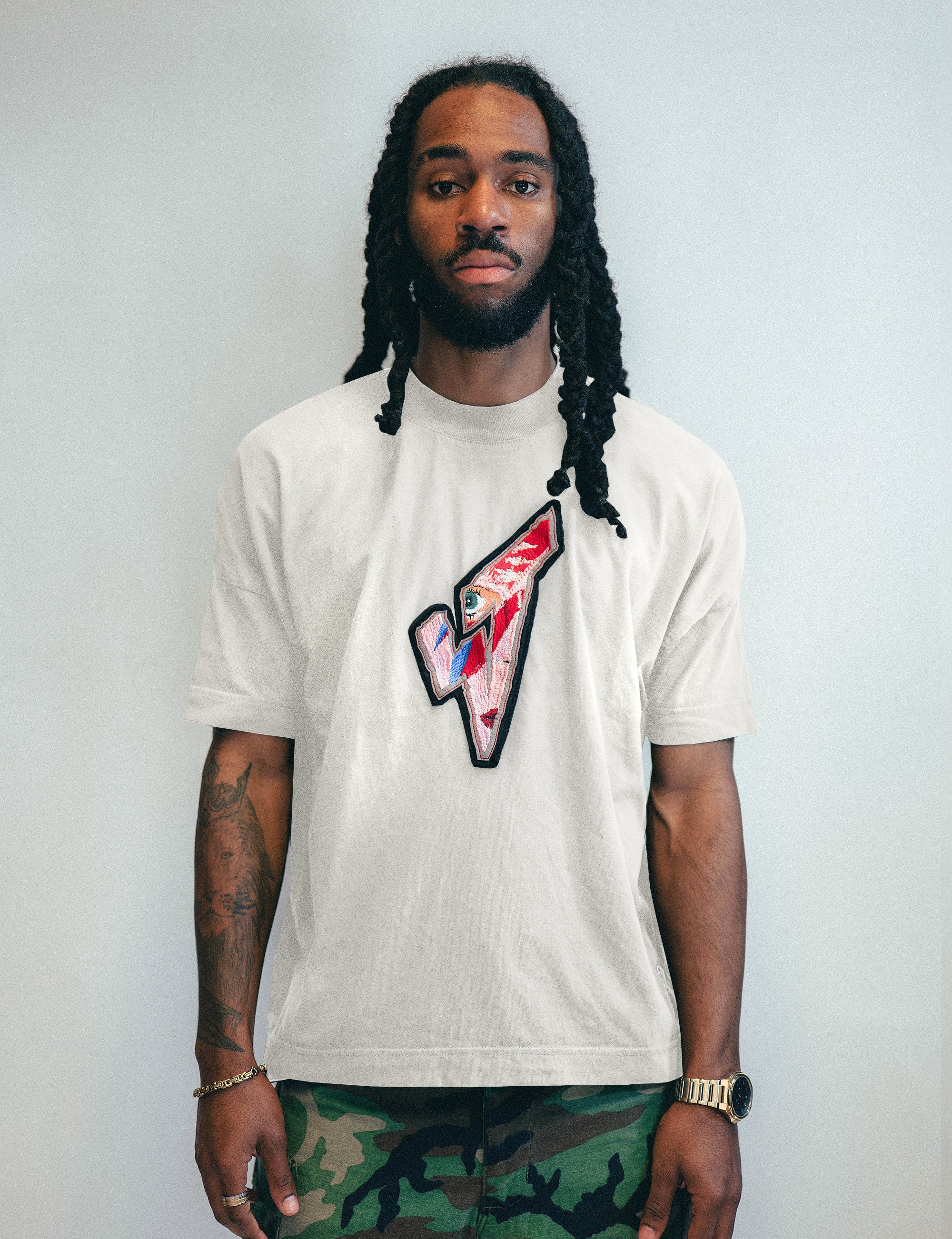 ST Embroidered Patch T Shirt Ecru