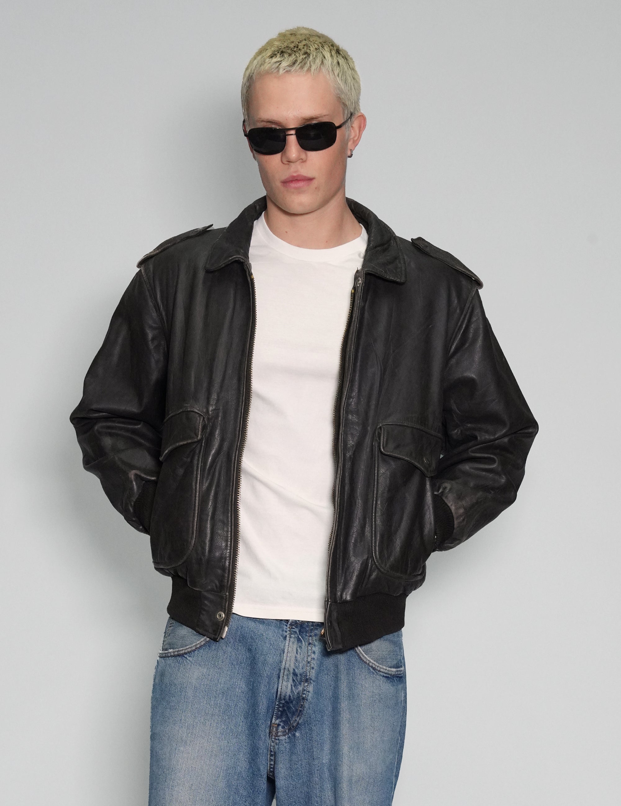 Men's Vintage Leather Bomber Jacket| Stuart Trevor