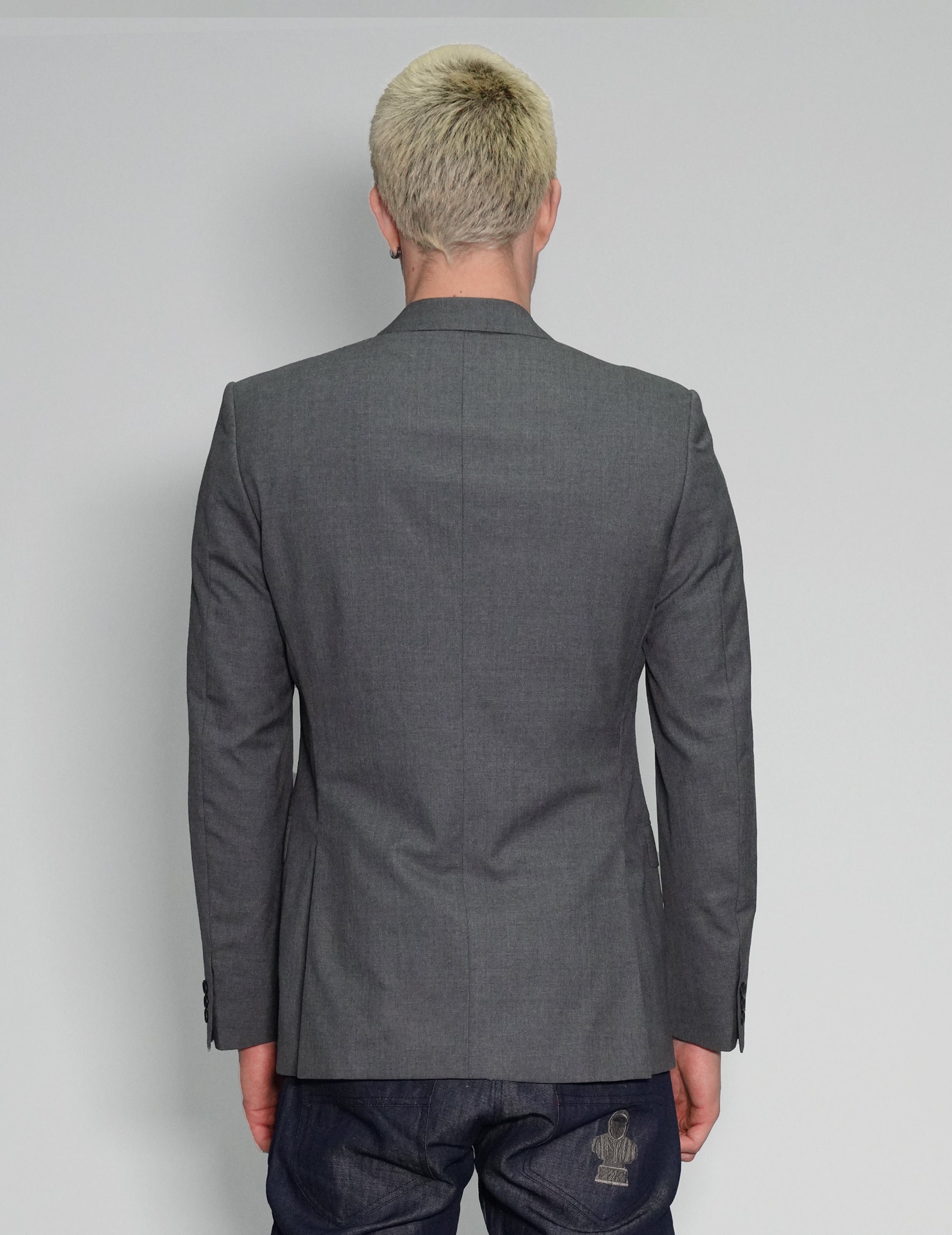 jacket21_03_6a72b633-ee7f-4597-a146-66c5f0607490.jpg