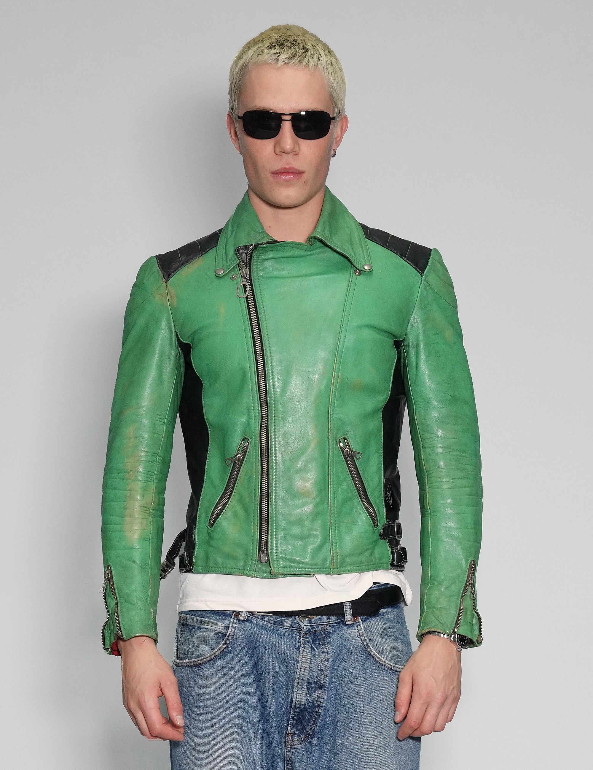 jacket9_01_d3269370-512f-4830-b7ae-d2bc49fa008e.jpg