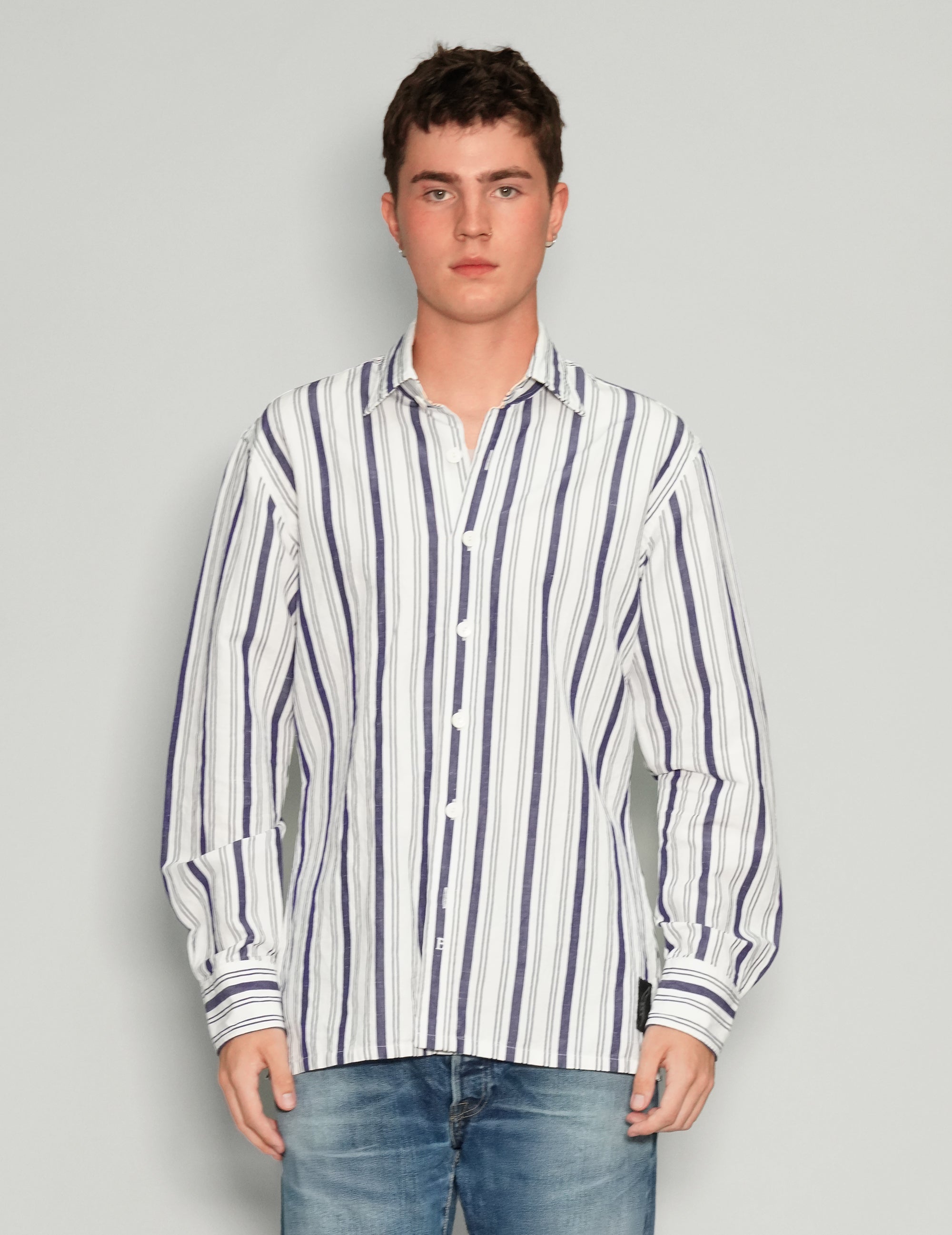 shirt2_01.jpg